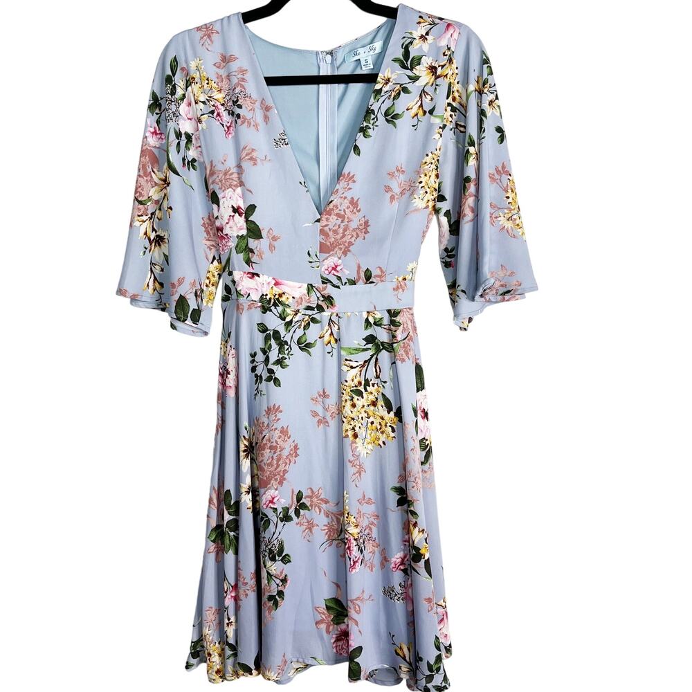 New She + Sky Small S Blue Floral Plunging V Neck Half Sleeve Dress Tie Back